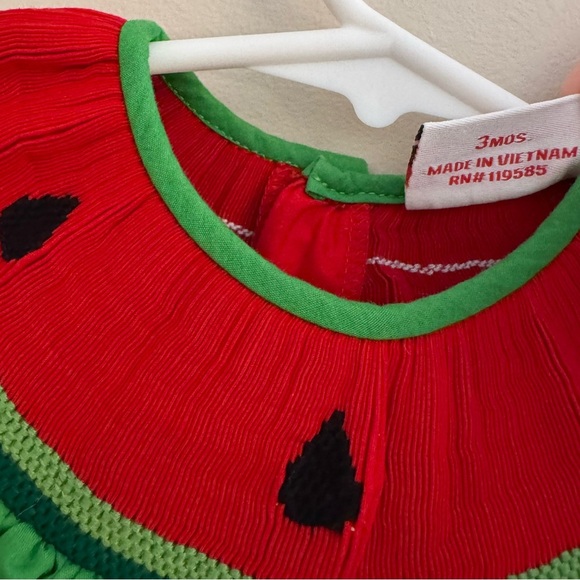 Mom & Me Baby Girls Watermelon Smocked Bubble Size 3 Months Red Green - Picture 3 of 6